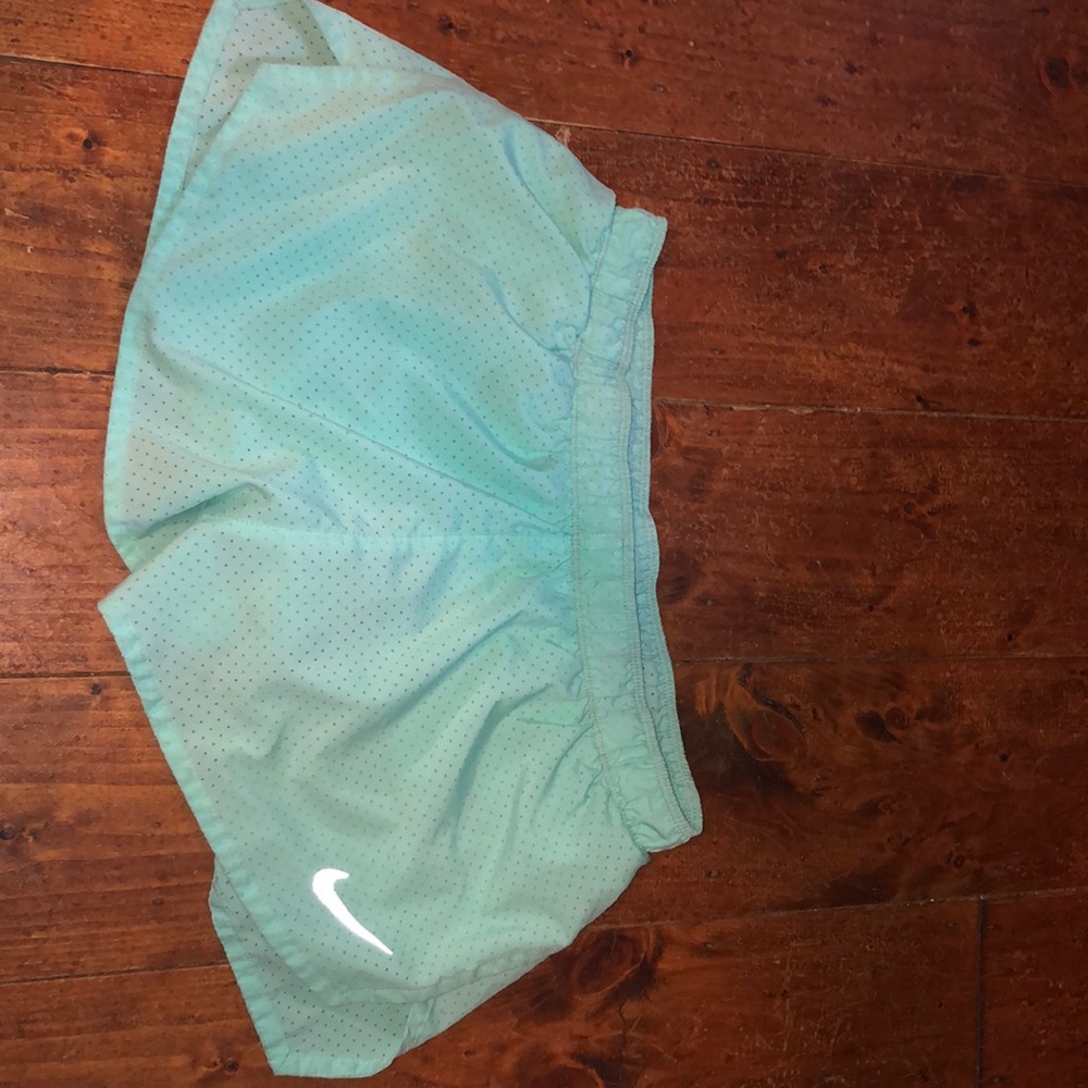 Womens Nike medium running short